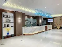 Longjin Business Hotel
