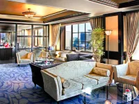 The Westin Osaka Hotels near Kuchu Teien Observatory