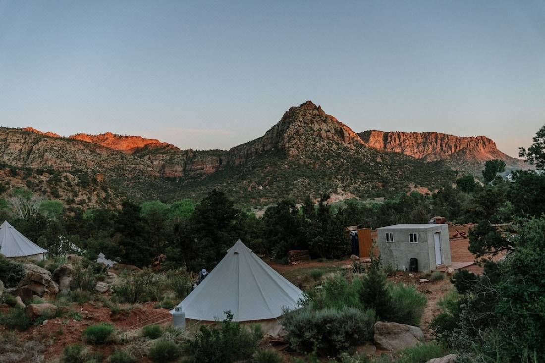 dog friendly hotels in hurricane utah