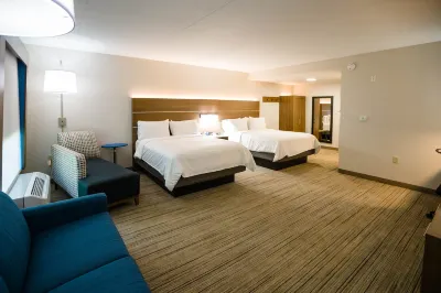 Holiday Inn Express & Suites Knoxville-Farragut