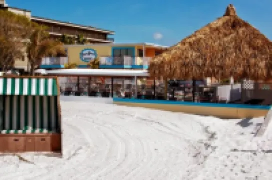 Plaza Beach Hotel - Beachfront Resort