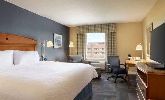 Hampton Inn New York - LaGuardia Airport