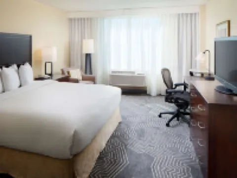 ダブルツリー バイ ヒルトン ロサンゼルス - コマース コマースのホテル