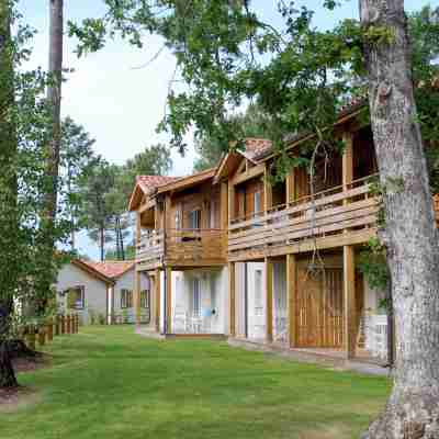 Les Cottages du Lac T4 Premium Hotel Exterior