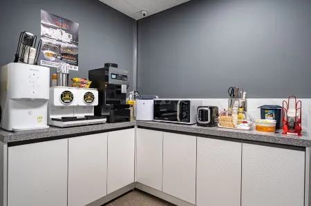 Icheon Camp Self Check-in Motel Отели в г. Ичхон