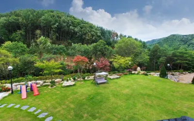 Hoengseong Pool Villa Hello Pension
