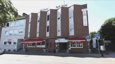 Hotel Art Inn Dinslaken فنادق في Voerde
