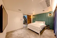海洋布瑞克泳池別墅