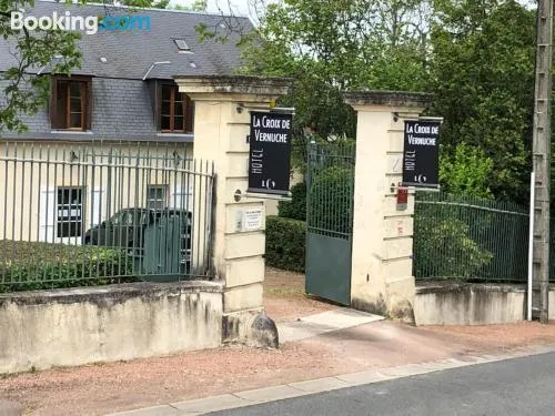 克羅伊維努師酒店