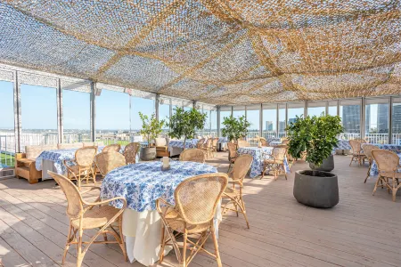 The Beverly Hilton Отели в г. Беверли-Хиллз