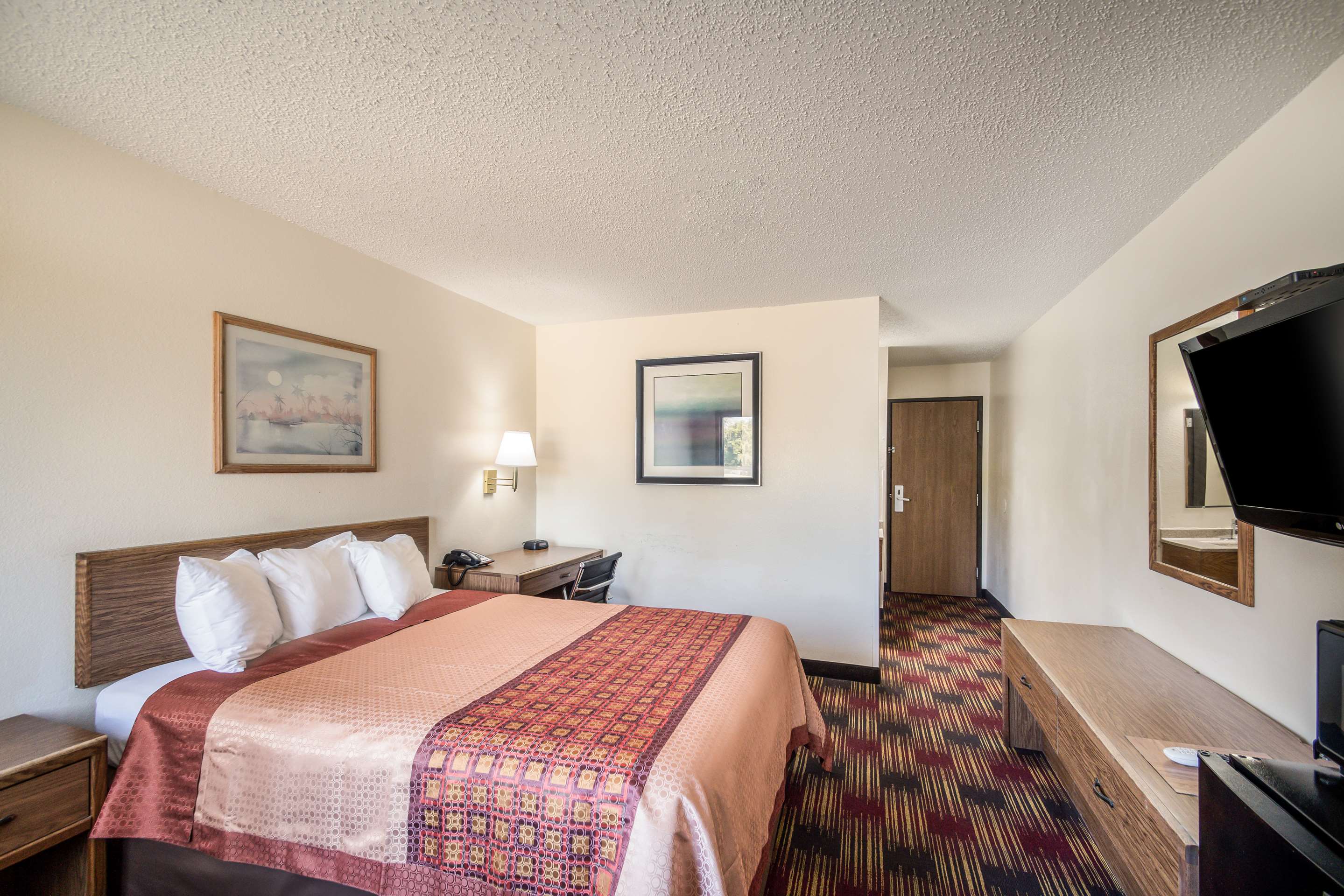 Americas Best Value Inn & Suites Harrisonville