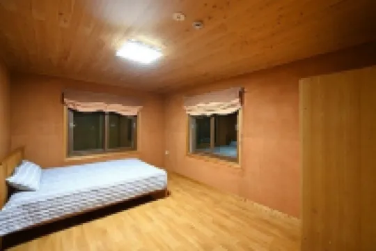 Jangseong Toroo Ecology Experience Pension