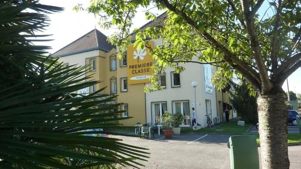 Hôtel Eco Relais - Pau Nord-Lons Updated 2022 Room Price-Reviews & Deals |  Trip.com