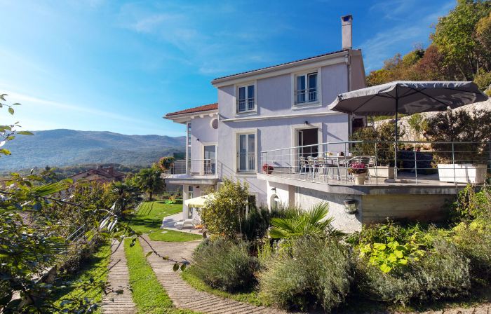 Bella Vista