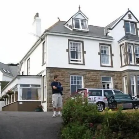 Borthalan Hotel