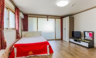 Muju Rainbow Pension