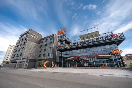 Yeongdeok Gangguhang Cloud Hotel Отели в г. Йондок
