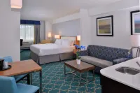 Holiday Inn Express & Suites West Ocean City Hotels in Berlin