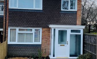 Farnham 3 Bed House