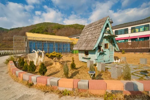 Hadong Sky Little Kids Pool Villa Pension Hotels in Hadong-gun