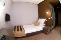 Hotel Russia Hôtels à : Aerodrom