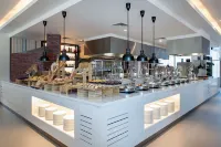 DoubleTree by Hilton Riyadh Financial District Hotel & Suites - servizio colazione