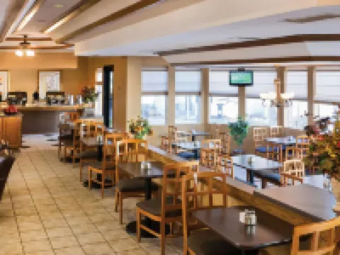 ควอลิตี้ อินน์ แอนด์ สวีทส์ แอลบูเคอร์คี มิดทาวน์ - ยูนิเวอร์ซิตี้ แอเรีย โรงแรมในแอลบูเคอร์คี