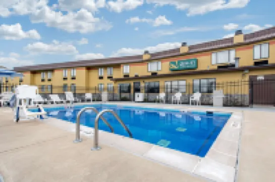 Quality Inn Indianapolis-Brownsburg - Indianapolis West