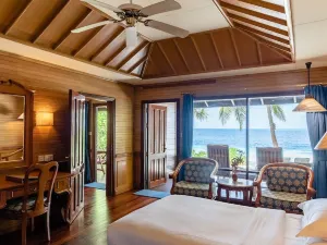 Royal Island Resort