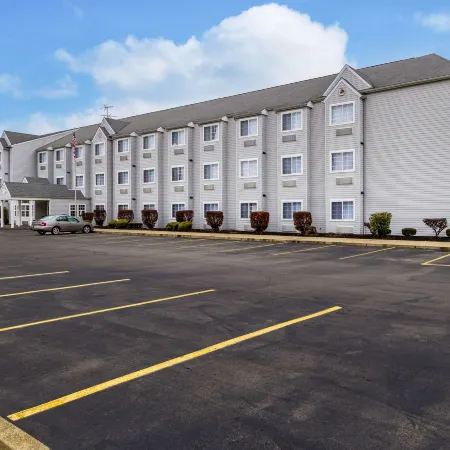 Quality Inn & Suites North Lima - Boardman