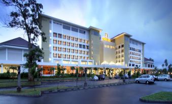 Sutanraja Hotel, Convention & Recreation