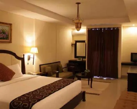 託拉雅旅大度假村 北托拉查縣酒店