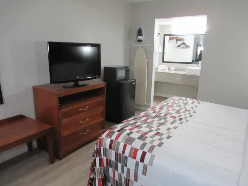 Red Roof Inn Walton - Richwood Hotels in Walton