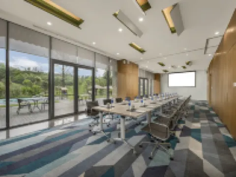 ฮอลิเดย์ อินน์ เอ็กซ์เพรส เอ๋อเหมย เมาน์เทน บาย IHG โรงแรมในเอ๋อเหม่ยซาน