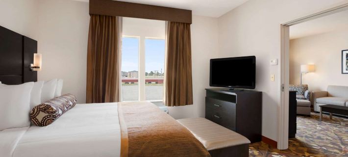 Baymont by Wyndham Hobbs Hotels in Lea County