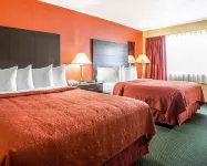 Quality Inn Morton at I-74 - 2 Sao