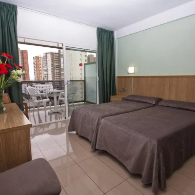 Hotel Perla Benidorm Hoteles cerca de Playa de Levante