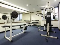 Cross Vibe Bangkok Srinakarin Hoteles cerca de Centro comercial Mega Bangna