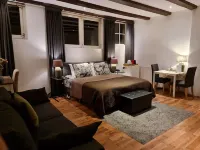 Crown Guesthouse Amsterdam