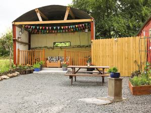 2 Bedroom Cottage Wisteria Cottage in Ballyconnell