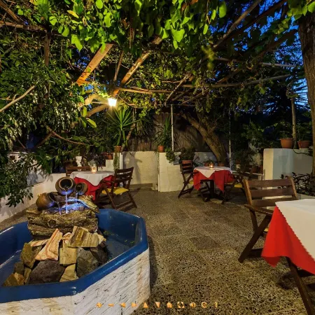 Hotel Dionysis Studios