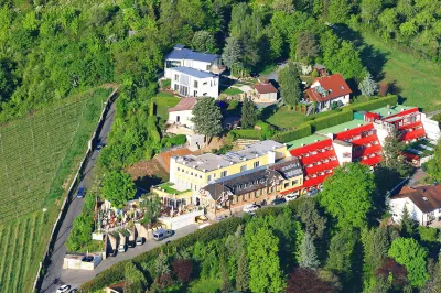 Hotel Wittelsbacher Höh Hotels in Hochberg