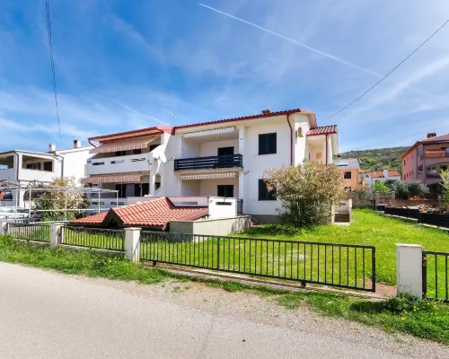 Apartments Branka Hotels in Punat
