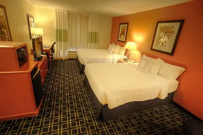 Fairfield Inn & Suites Mount Vernon Rend Lake Hotels in Mount Vernon