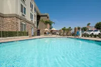 โรงแรม ฮอลิเดย์ อินน์ เอ็กซ์เพรส โฮเทล แอนด์ สวีทส์ เฟรสโน เซาท์ บาย IHG