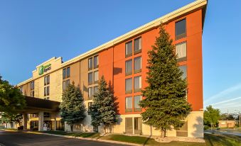 Holiday Inn Express Flint-Campus Area