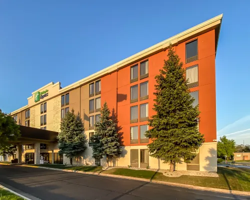 Holiday Inn Express FLINT-CAMPUS AREA by IHG Hotels in Flint