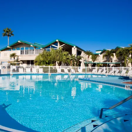 Best Western Plus Yacht Harbor Inn