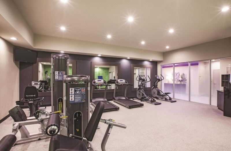 La Quinta Inn & Suites by Wyndham McAllen la Plaza Mall photo 4