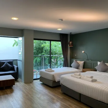 Eco Cozy Beachfront Resort Chaam